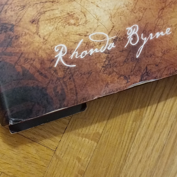 🤎SOLD🤎The Secret by Rhonda Byrne - Picture 4 of 10